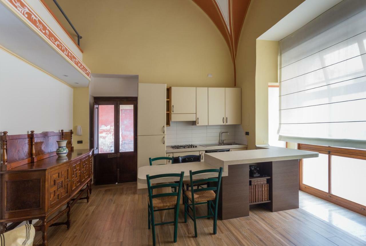 Palazzo Leuzzi B&B Galatone Luaran gambar