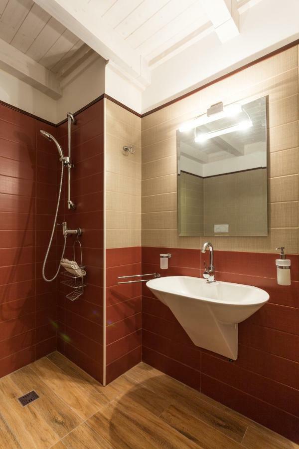 Palazzo Leuzzi B&B Galatone Luaran gambar
